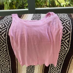 Brandy Melville pink top